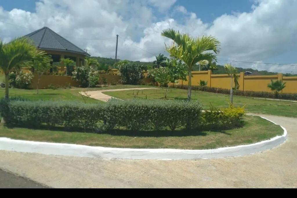 Holiday home Homeaway From Home Spring Rises Jamaica