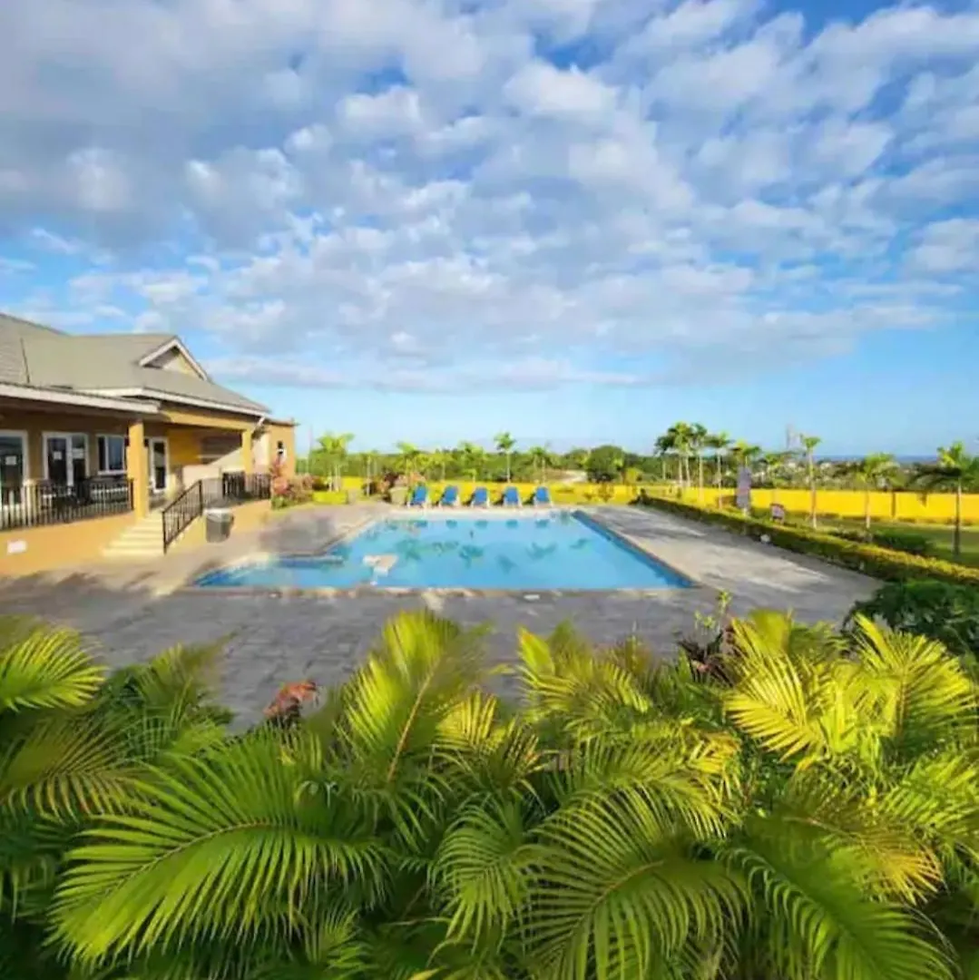 Holiday home Homeaway From Home Spring Rises