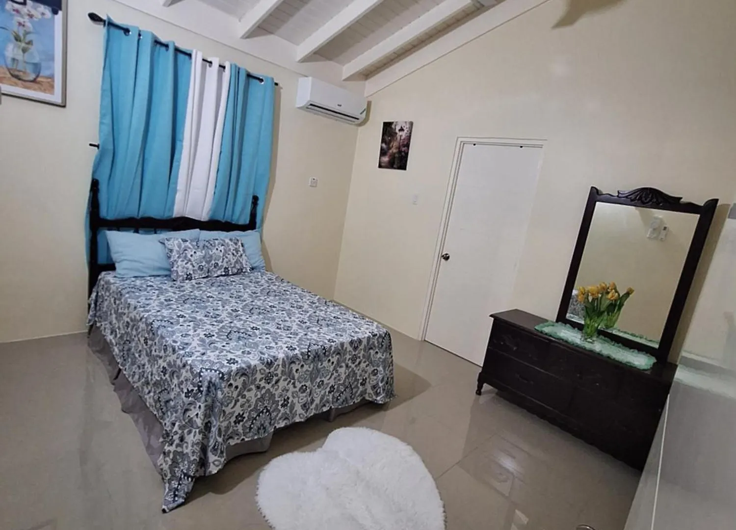Homeaway From Home Spring Rises 0*,  Jamaica